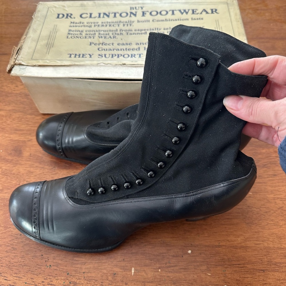 Antique Vintage Edwardian Victorian Witch Goth Halloween Black Button Boots